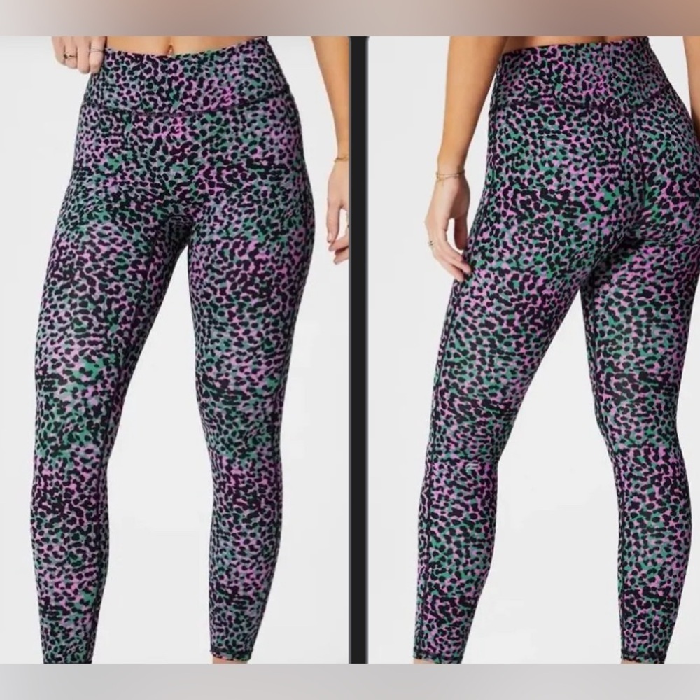 fabletics anywhere high waisted leggings multi color L
